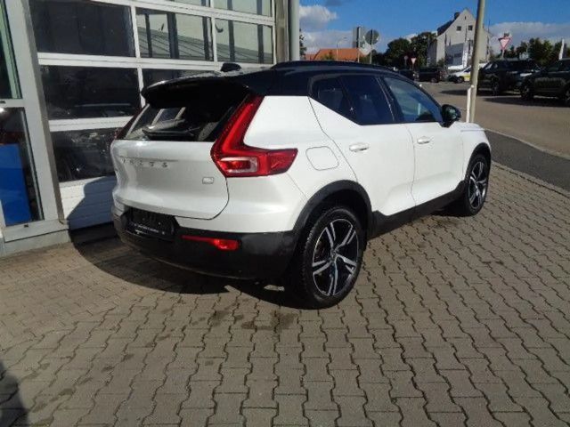 Volvo XC40 R-Design T5