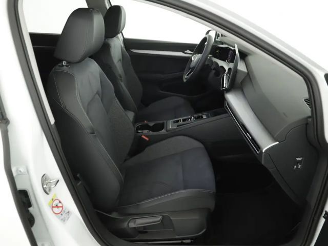 Volkswagen Golf Business DSG Variant