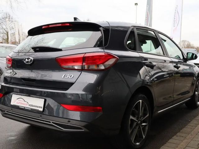 Hyundai i30 Hybrid Trend