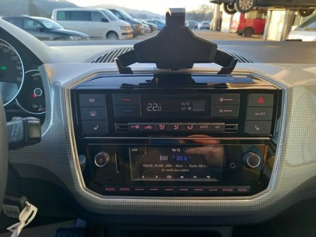 Volkswagen e-up! Style