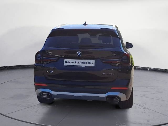BMW X3 xDrive30e