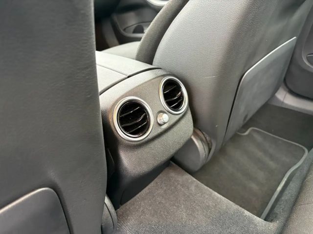 Mercedes-Benz C 220 4MATIC C 220 d Estate