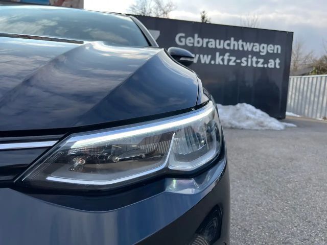 Volkswagen Golf DSG Life Variant