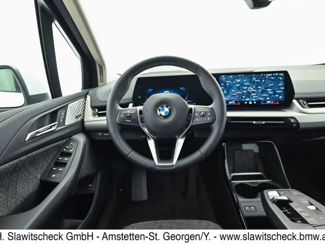 BMW 218 218d Active Tourer Sedan