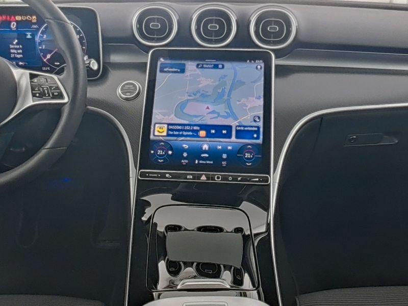 Mercedes-Benz C 180 AVANTGARDE Sedan