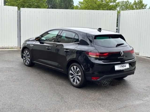 Renault Megane Hybrid Techno