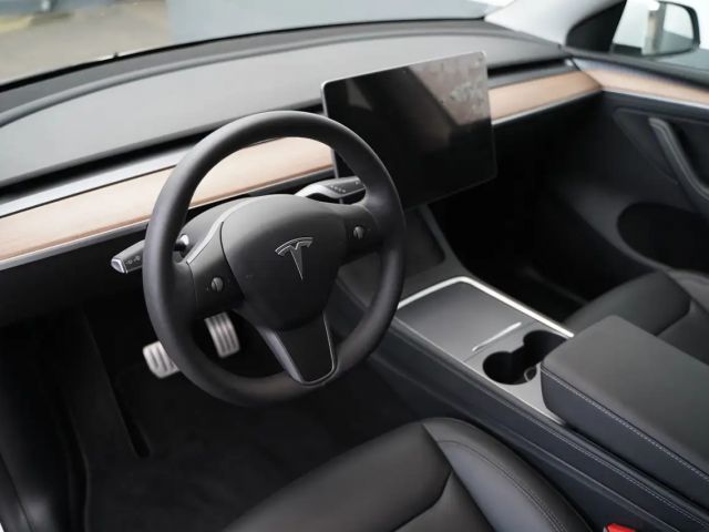Tesla Model Y Performance