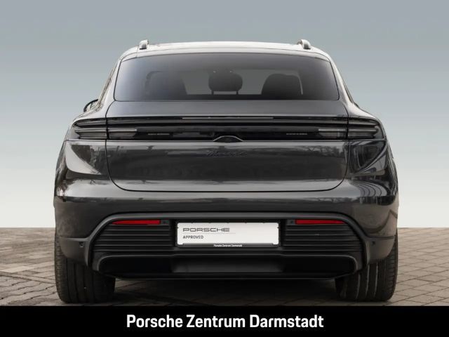 Porsche Macan 4