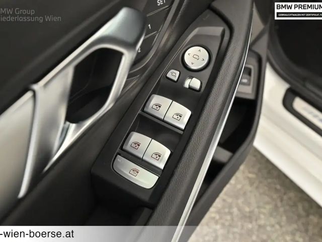 BMW 330 330e Sedan xDrive