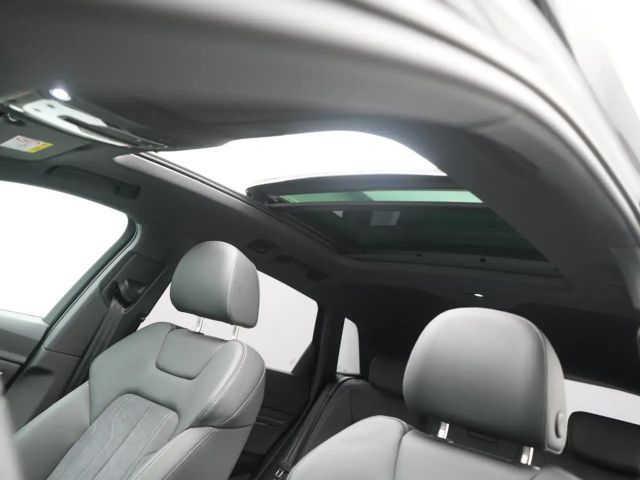 Audi Q8 e-tron LEDER NAVI HUD VIRT CARPLAY SHZ PANO