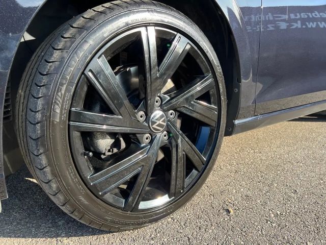 Volkswagen Golf DSG Style Variant