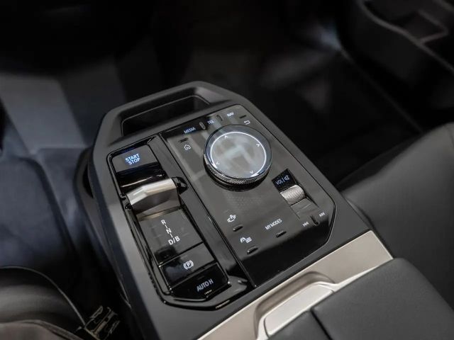 BMW iX xDrive