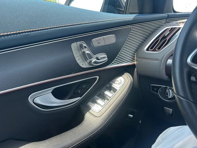 Mercedes-Benz EQC 400 4MATIC