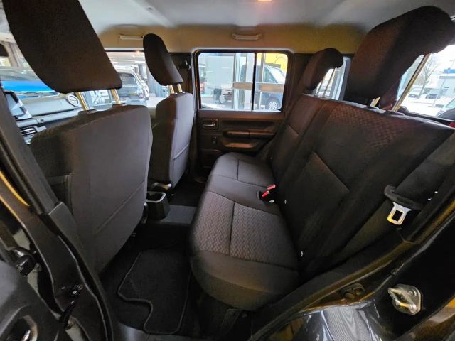 Suzuki Jimny 4x4 GLX