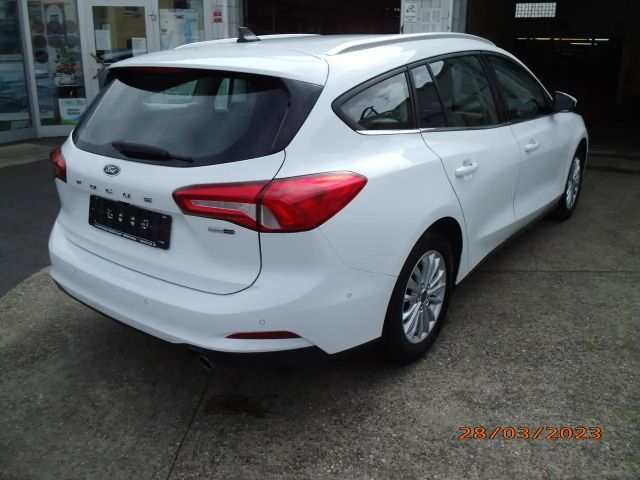 Ford Focus Titanium Wagon