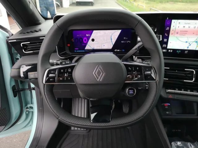 Renault 4 E-Tech Iconic