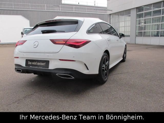 Mercedes-Benz CLA 200 AMG Line