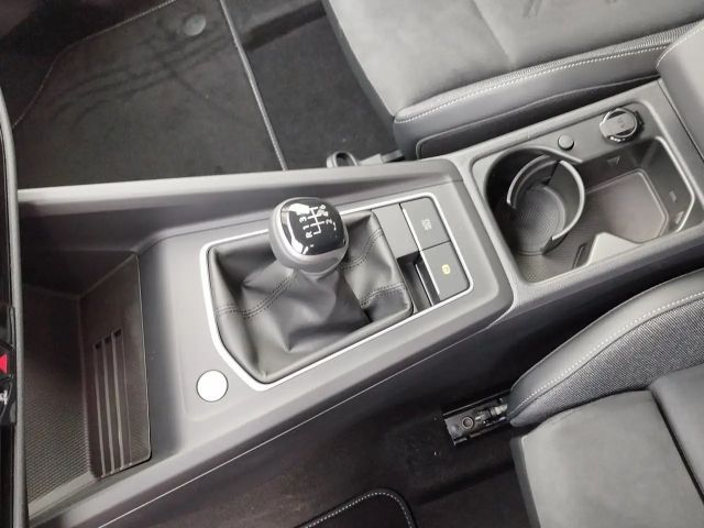 Volkswagen Golf Rabbit TSI