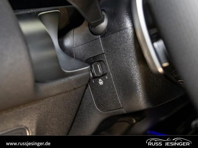 Mercedes-Benz GLB 220 4MATIC AMG Line