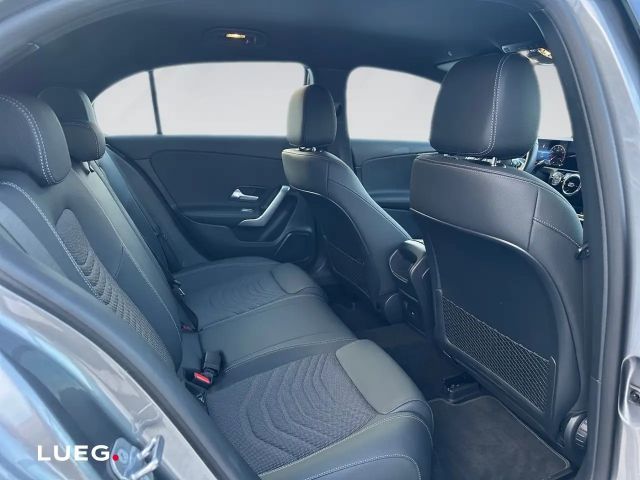 Mercedes-Benz A 200 Progressive