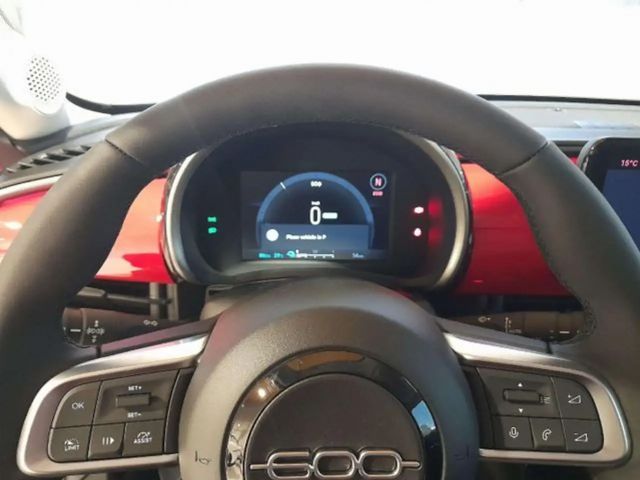 Fiat 600e 600e RED 2023 54kWh Klimaautomatik Onboard-C