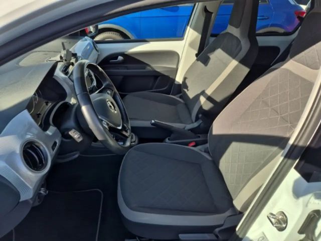 Volkswagen e-up! Style