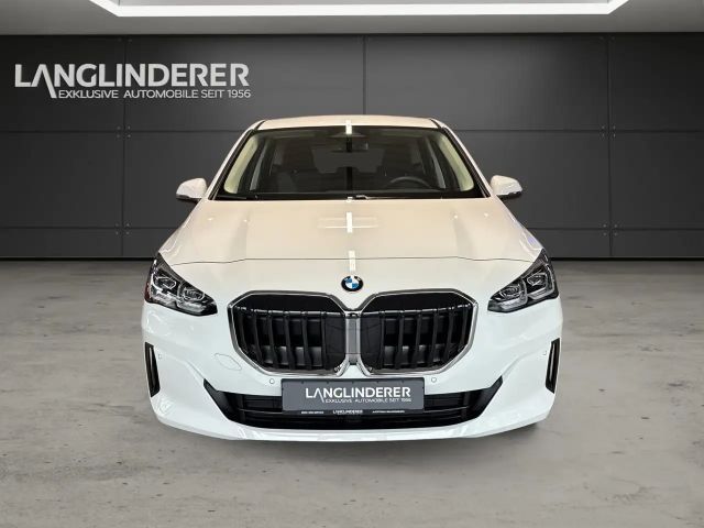 BMW 220 220i Active Tourer