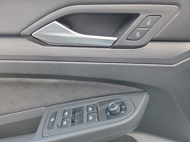 Volkswagen Golf 1.5 eTSI DSG Golf VIII