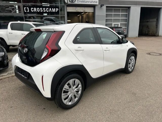 Toyota Aygo X Business Hatchback