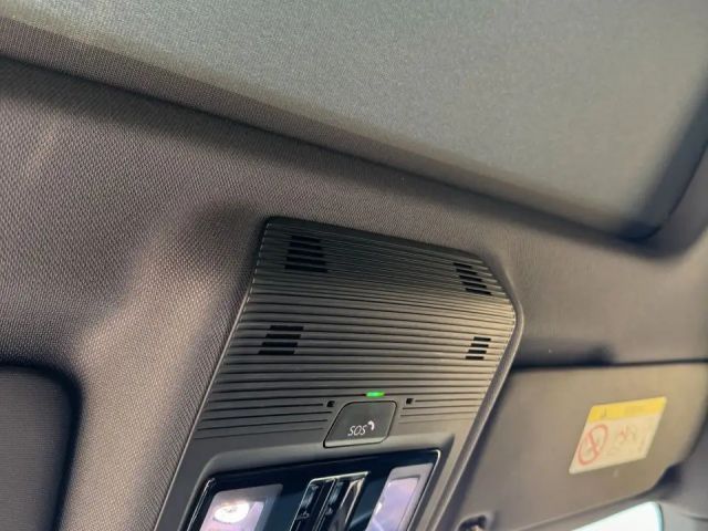 Volkswagen Passat 2.0 TDI R-Line Style Variant