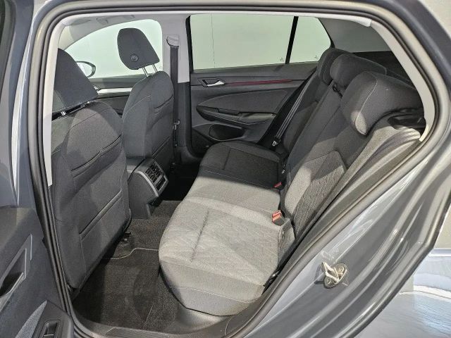 Volkswagen Golf 1.5 eTSI DSG Life