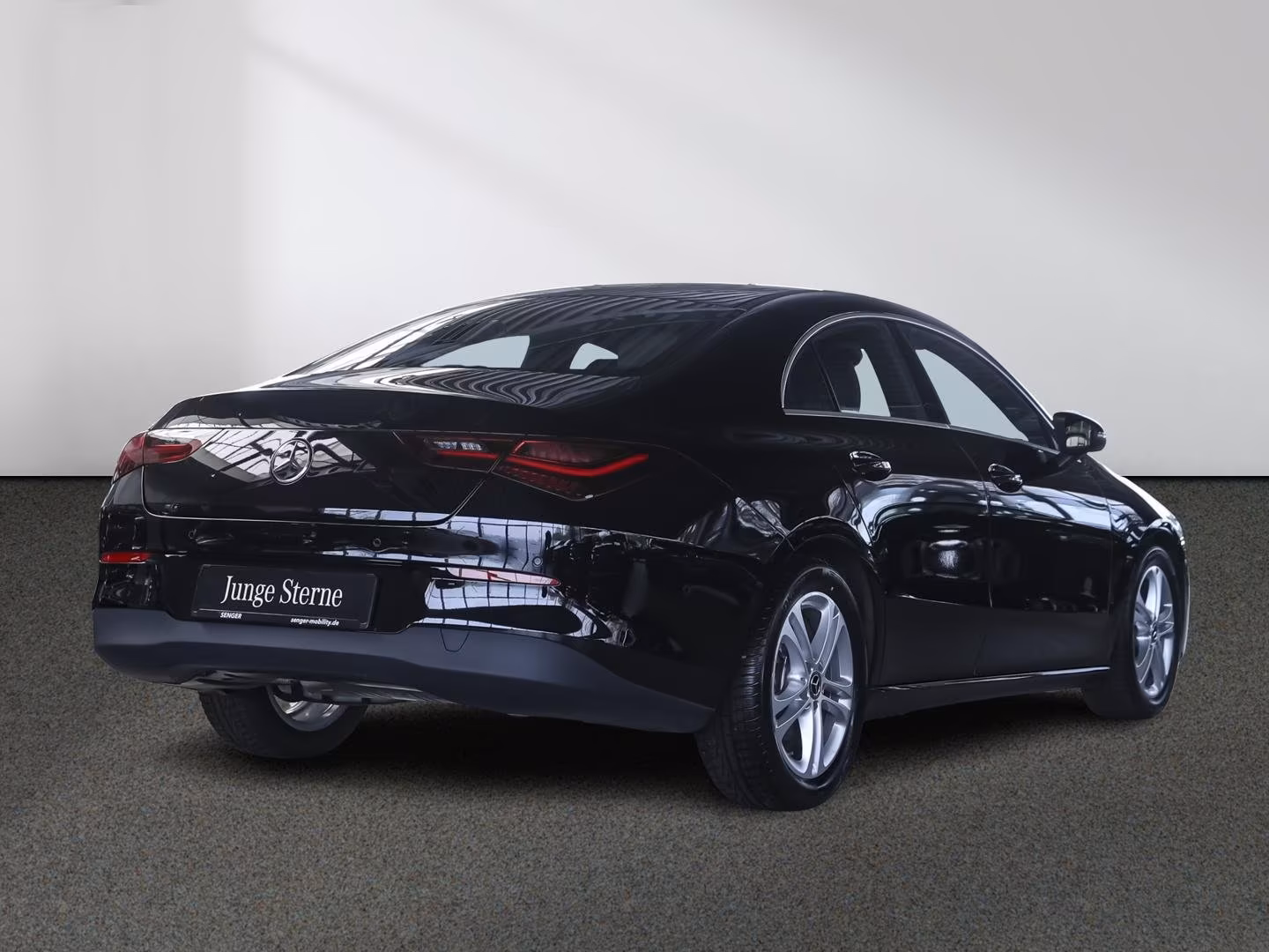 Mercedes-Benz CLA 200 Rückfahrkamera Sitzheizung MBUX-Navi LED