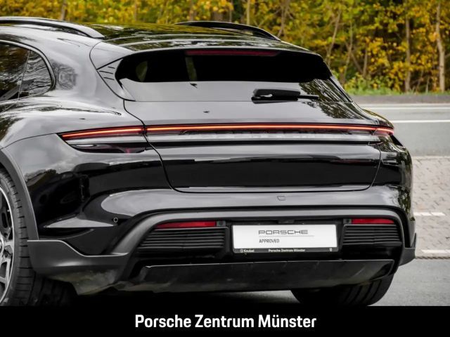 Porsche Taycan 4S Cross Turismo