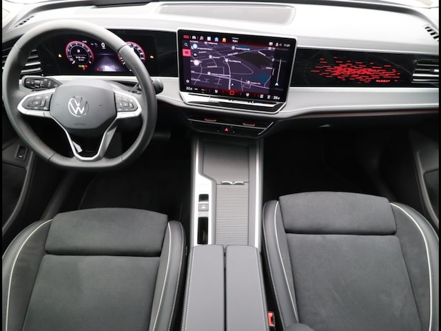 Volkswagen Passat 1.5 eTSI Business DSG