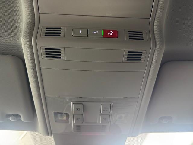 Volkswagen Touran Goal Rear View Allwetter Navi 7 Sitzer