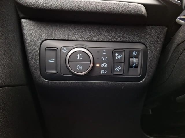 Ford Kuga Hybrid Titanium