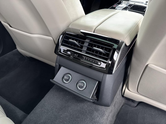 Audi A8 60 TFSI Hybride Quattro