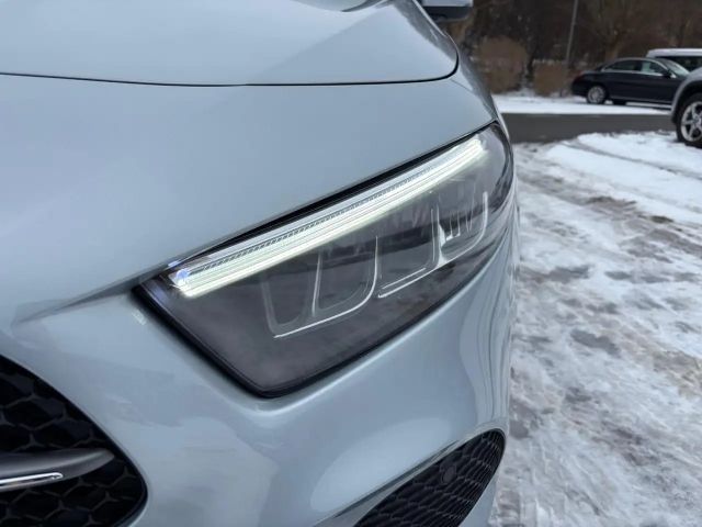 Mercedes-Benz A 200 Progressive