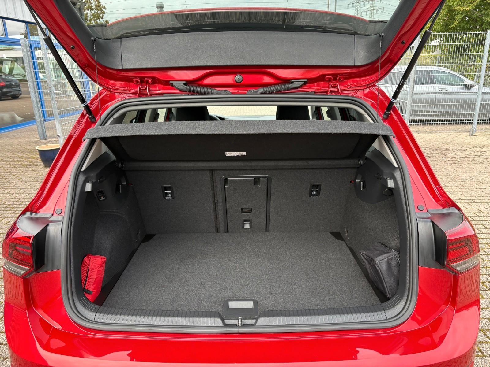 Volkswagen Golf 1.5 TSI Golf VIII