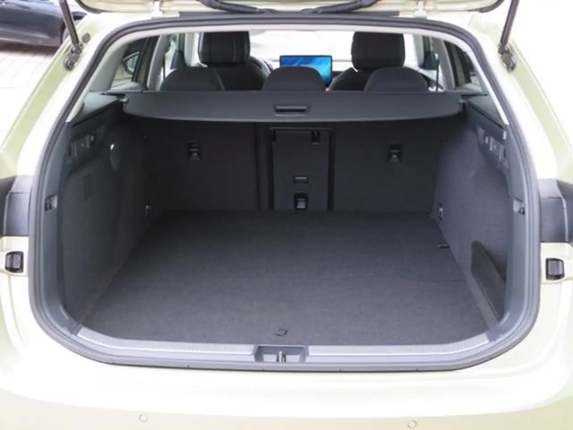 Skoda Superb 1.5 TSI Combi Selection iV