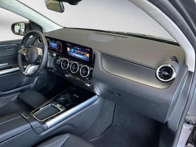 Mercedes-Benz B 200 Progressive