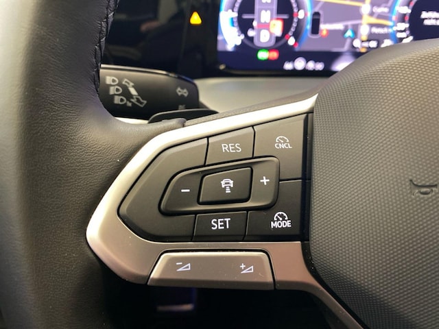 Volkswagen Golf 2.0 TDI DSG Golf VIII