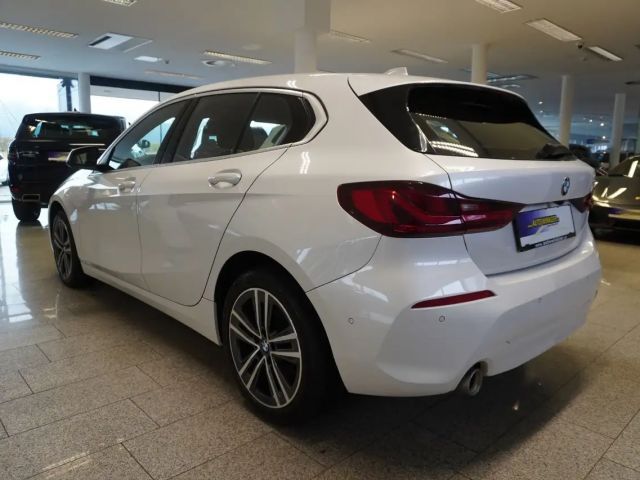 BMW 116 116i Sedan