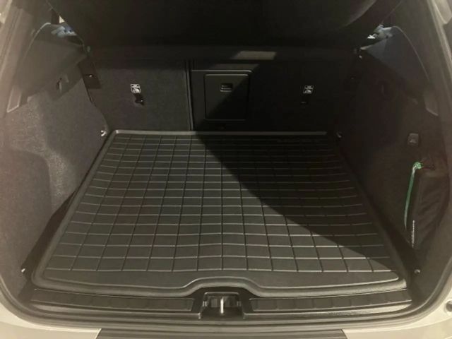 Volvo XC40 Dark Plus