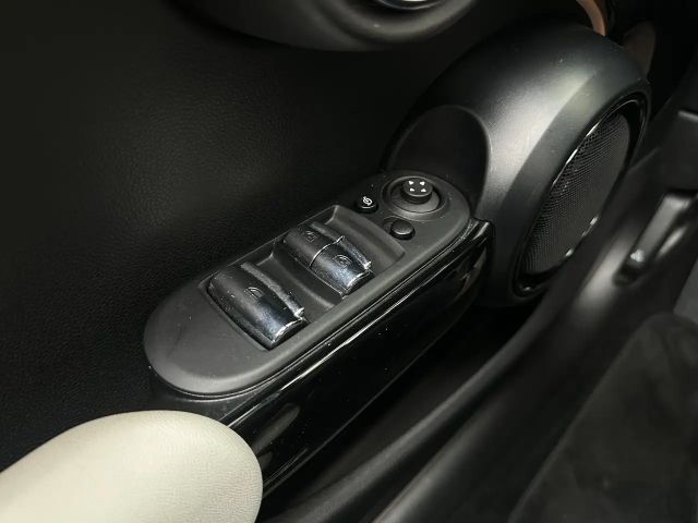 MINI Cooper S Cabrio Cooper S Cabrio JCW Trim LED DA PA RFK HuD H/K