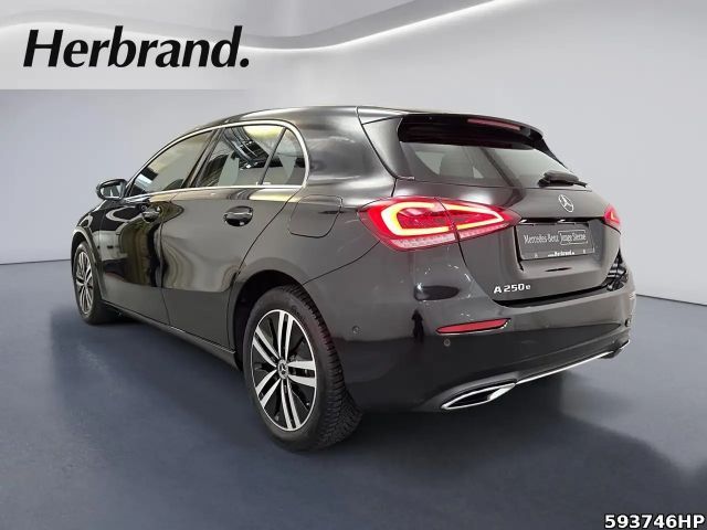 Mercedes-Benz A 250 Progressive