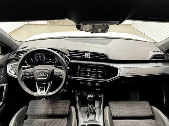 Audi Q3 40 TFSI Quattro S-Line S-Tronic