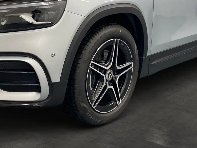 Mercedes-Benz GLB 200 AMG Line