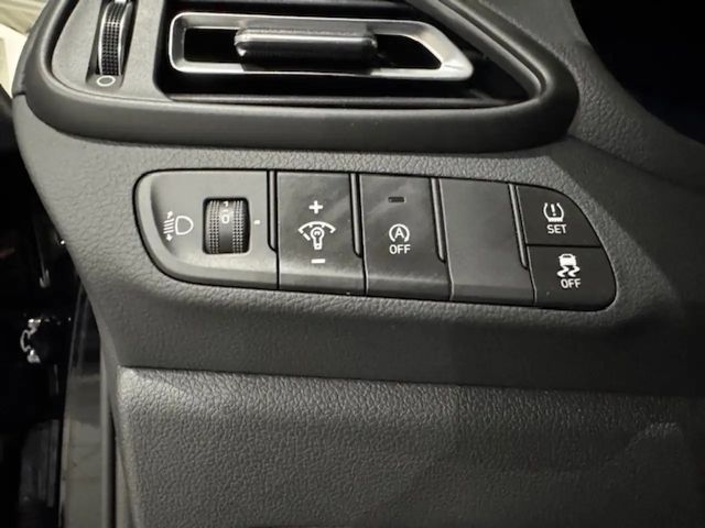 Hyundai i30 Advantage Hybrid