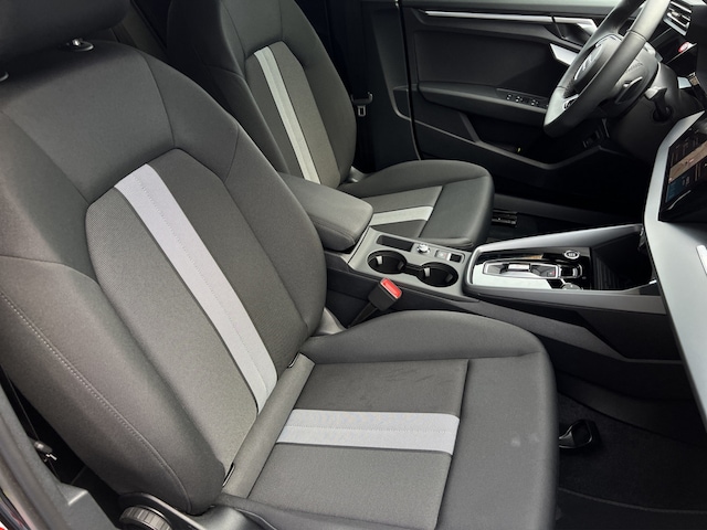 Audi A3 30 TFSI S-Tronic Sportback